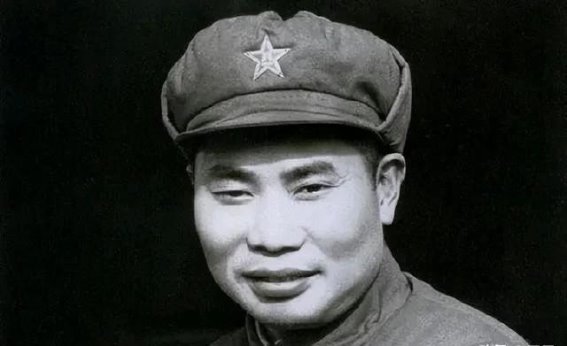 杨得志在毛主席纪念堂的泪水：岁月沧桑中的深情告别