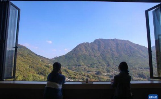 大山深处的乡村咖啡店