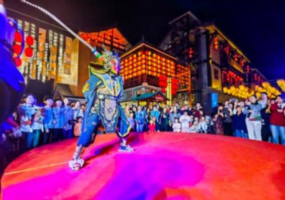 荣昌夏布小镇的“国潮非遗”促消费活动：文化与消费双重盛宴