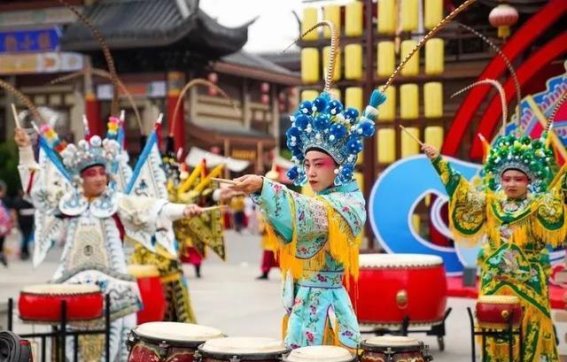 2024蓬莱鲜美抹直口嘉年华：国庆狂欢与美食之旅