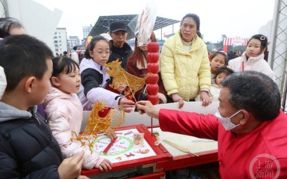 重庆巴南：欢天喜地闹元宵