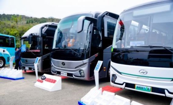 未来出行的革命——华为黑科技助力苏州金龙新V系客车创新