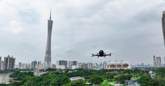 广州CBD首条低空航线飞行成功：空中出行新纪元的起航