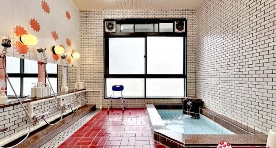 大阪道顿堀心斋桥住宿推荐：与日式风情相遇，尽享购物美食便利