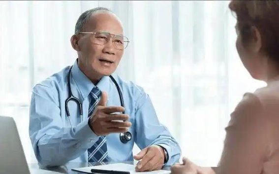铁是疏通血管、预防脑血栓必需元素，多吃3类食物可补充