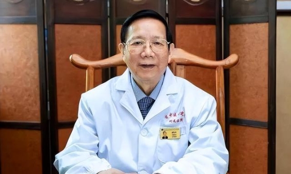 四十年坚守：80岁老中医为中医赢得的尊重与信任
