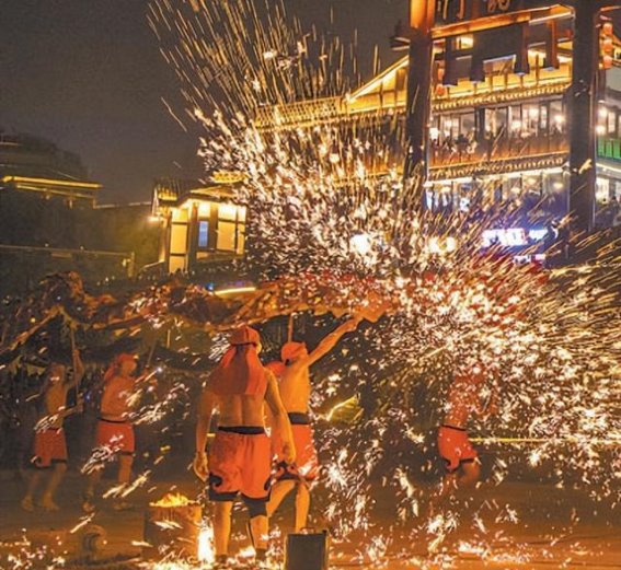 磁器口古镇：历史与现代交融的文化新地标