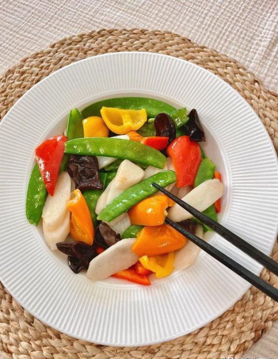 俗话说春吃绿来秋食白”推荐5道秋天菜肴，滋阴润燥、养胃生津
