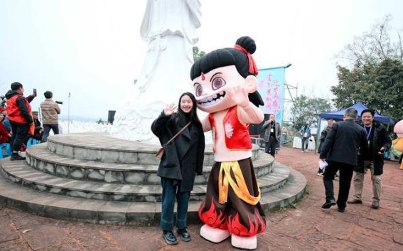东麓桃花美食季盛大启幕 探索成都东部新区的文化魅力与乡村振兴之路