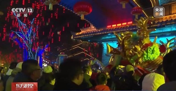春节活动：光影与文化交织的节日盛宴