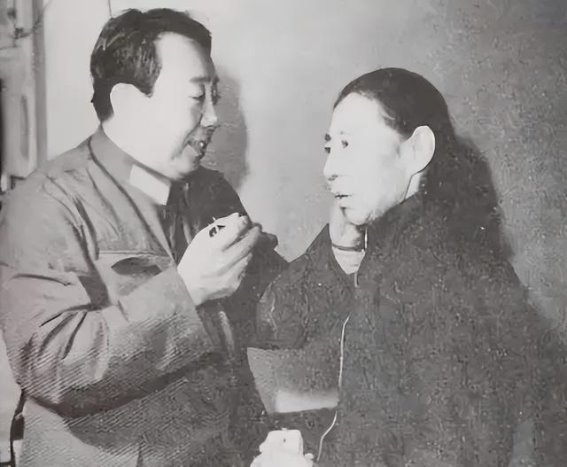 马国光的寻母之路：光辉背后的泪水与妻子的坚守