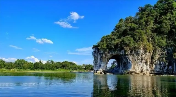 桂林山水：探秘大自然的奇妙造化