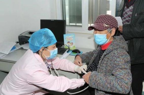 乳腺癌的早期信号：不仅仅是硬块，关注这些症状别忽视