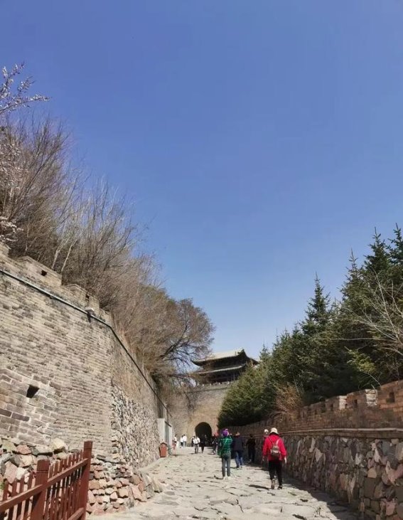 雁门关：穿越千年历史的雄壮关隘