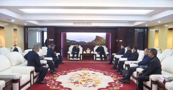 马来西亚德化会馆联合会总会长刘国泉访问德化县，携手推动家乡发展