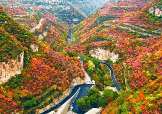 南太行秋色最后一波：自驾挂壁公路，古村落探访，错过等明年！