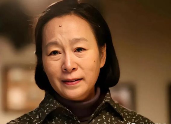 婆婆住进来三年，我天天做饭洗衣被指责，搬走后老公求我回家
