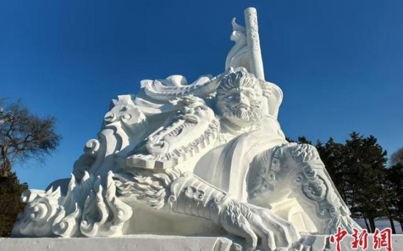 2024哈尔滨太阳岛雪博会盛大开幕 冰雪艺术点亮冬季梦想