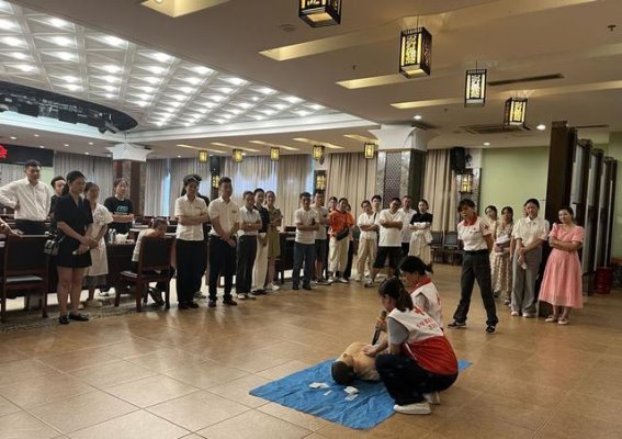 宜宾长宁蜀南竹海景区流动红十字会救护站成立