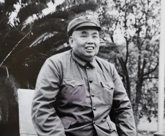 许世友的坚守：晚年为何选择留在南京