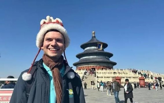 免签政策激发中国入境游新动力 外国游客激增引关注