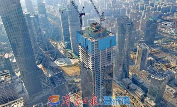 济南CBD五座超高层建筑顺利封顶，开启城市未来新篇章