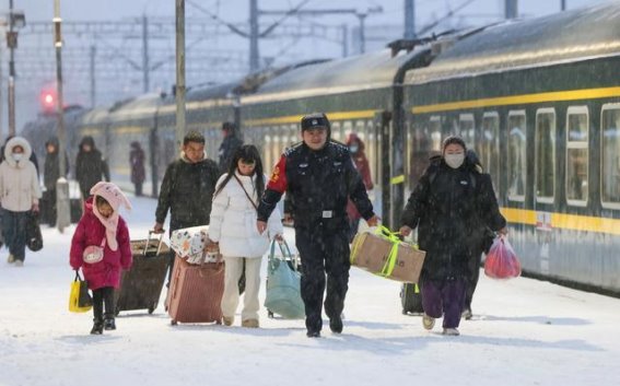 春运之旅，归心似箭