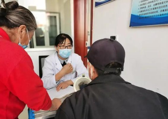嗓子不舒服？警惕食管癌的潜在信号