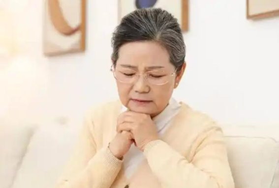 便秘问题不止是缺纤维？这两种膳食纤维让你轻松解决困扰