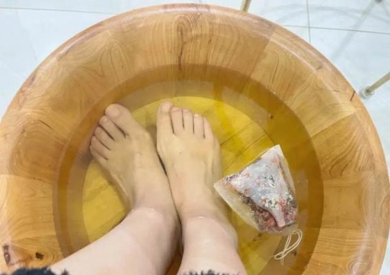 冬季泡脚的隐患：高血压患者要警惕这4个陷阱
