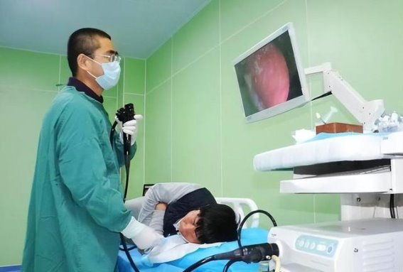为何许多人抗拒胃镜检查？医生解答：一次检查或为健康保驾护航三年