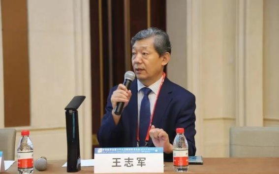 CCOS2024：江城汇聚眼科精英，智慧碰撞推动行业未来