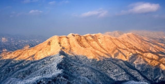 冬日的白云山，冰雪的奇幻旅程