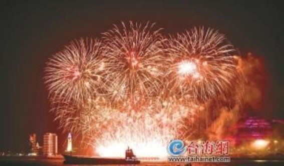 厦门跨年烟花秀与欢乐时光：迎接璀璨2025