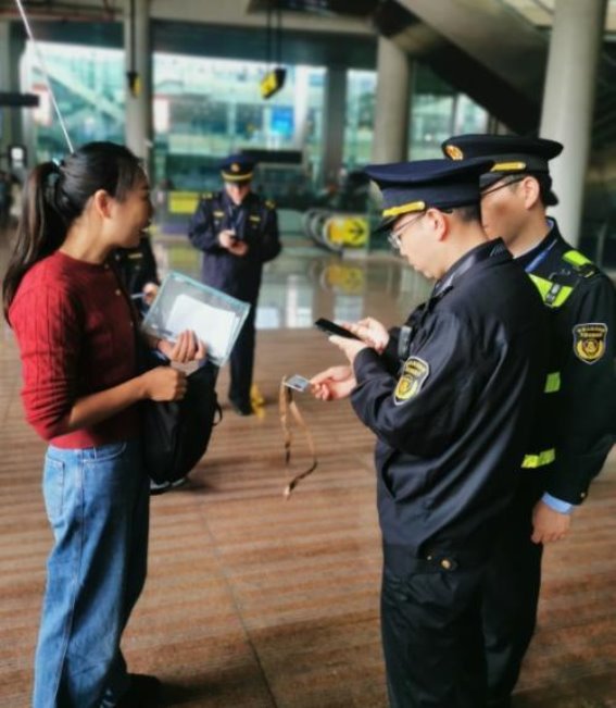 重庆市启动整治行动 严打非法旅游市场乱象