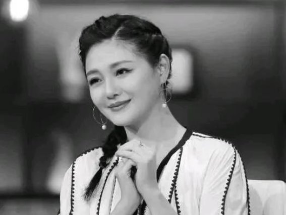 大S突然离世，背后不可忽视的预兆与令人心碎的细节