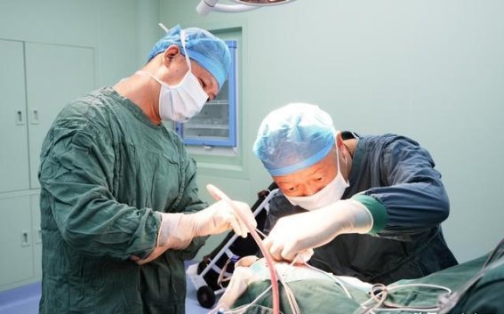 医患浓情——瑞慈医院的感人救治故事