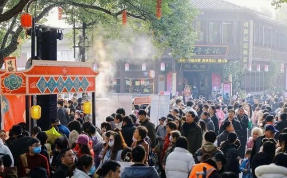 绍兴山阴城隍庙会：跨年盛典焕新古城风华