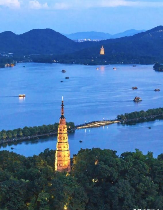 乘风破浪迎中秋：西湖游船2024限定纪念票全揭秘