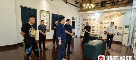 坊茨小镇：影视与文旅融合的百年小镇新生记