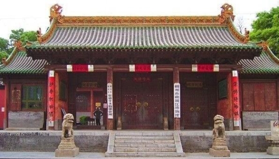 千年古刹，崇福寺的文化之旅